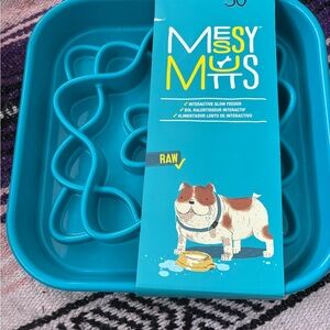 Interactive Slow Feeder Dog Bowl - Blue